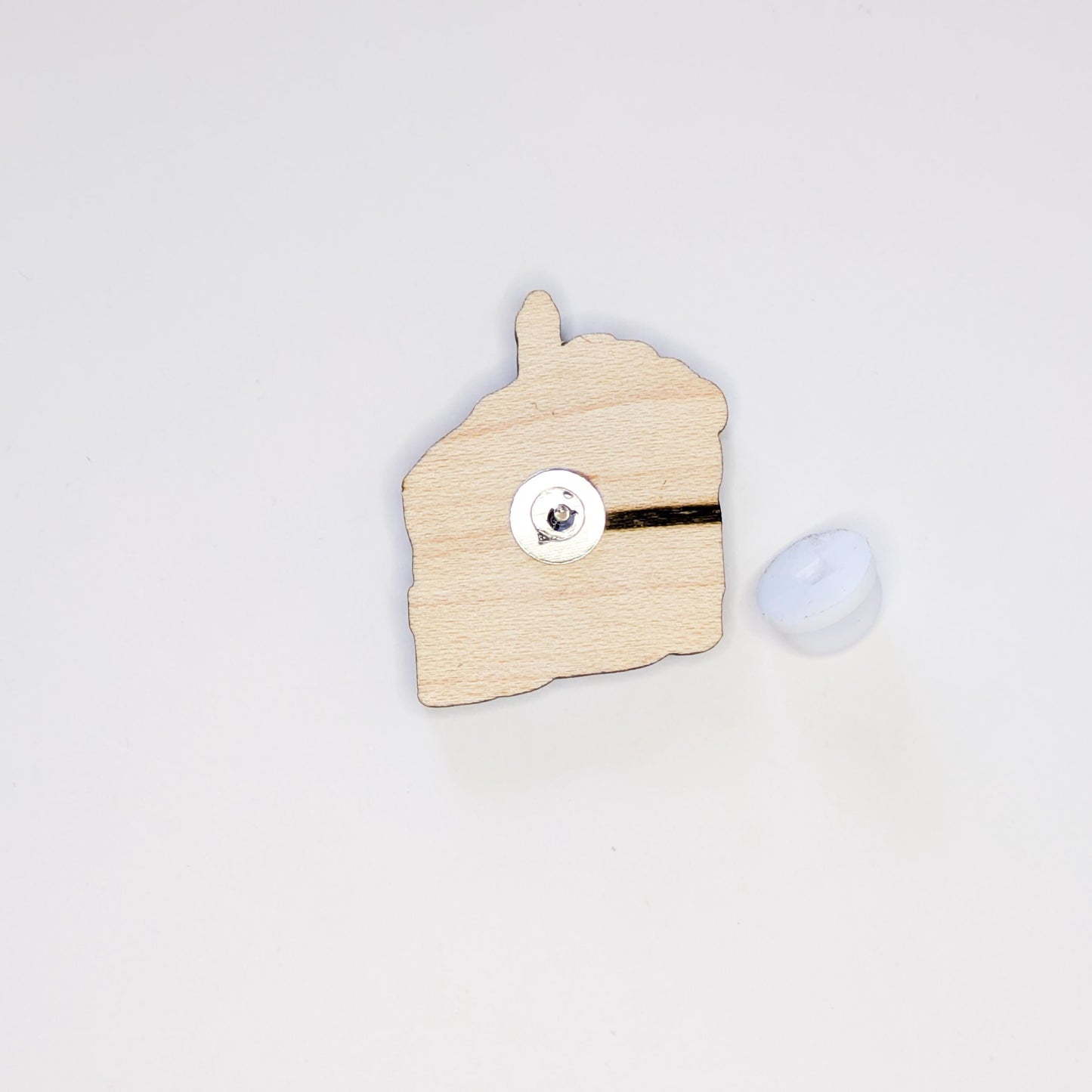 Small Pink Birthday Cake Pin